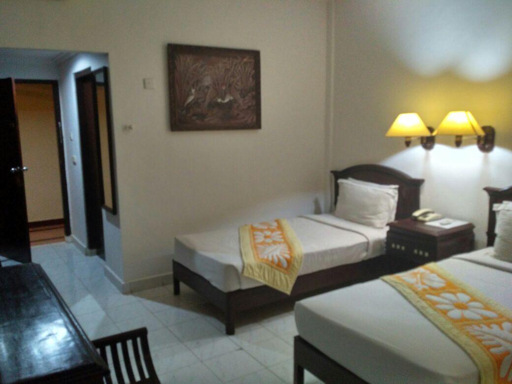 Bali Summer Hotel By Amerta Kuta Lombok Exteriör bild