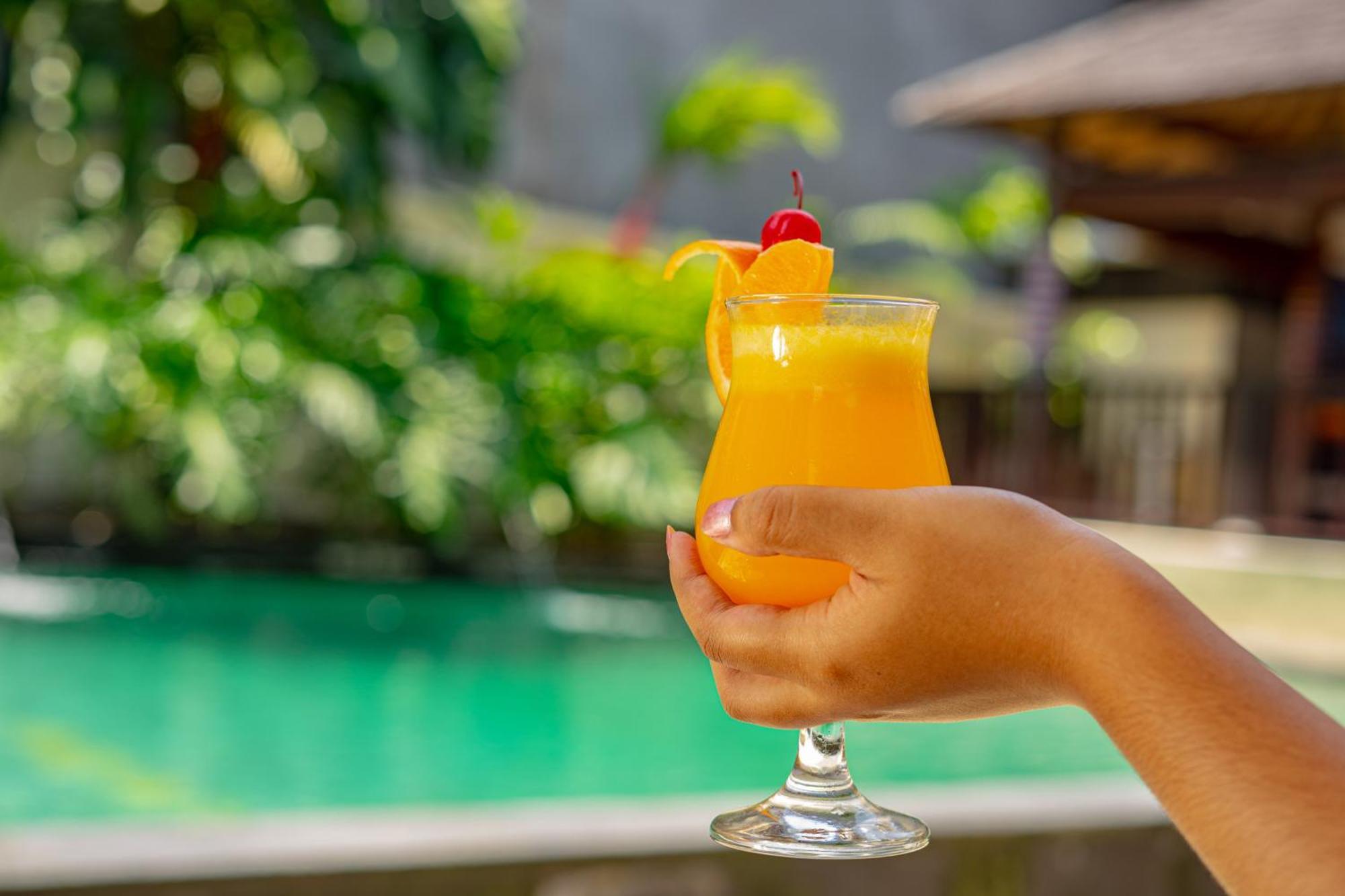 Bali Summer Hotel By Amerta Kuta Lombok Exteriör bild
