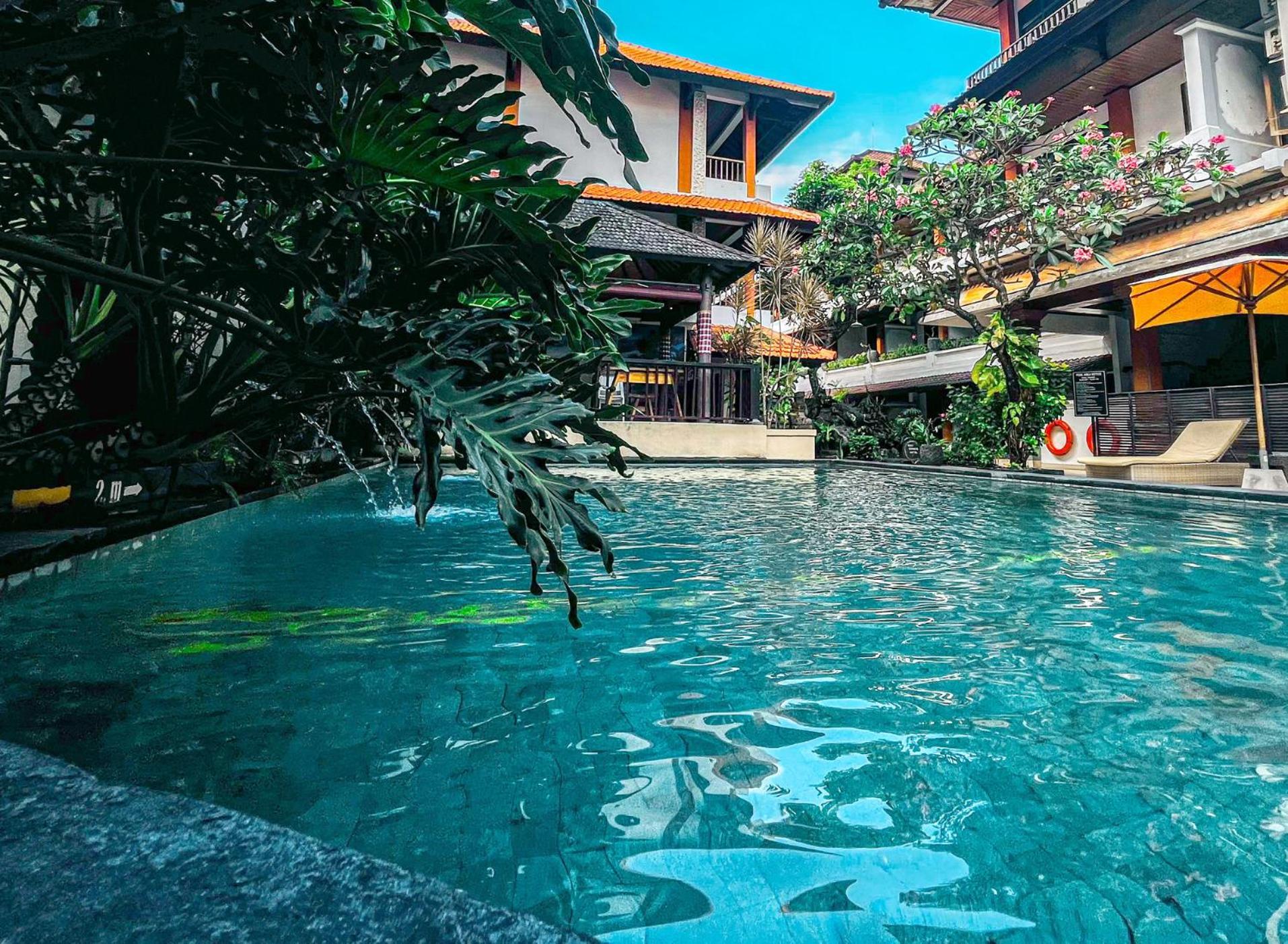 Bali Summer Hotel By Amerta Kuta Lombok Exteriör bild