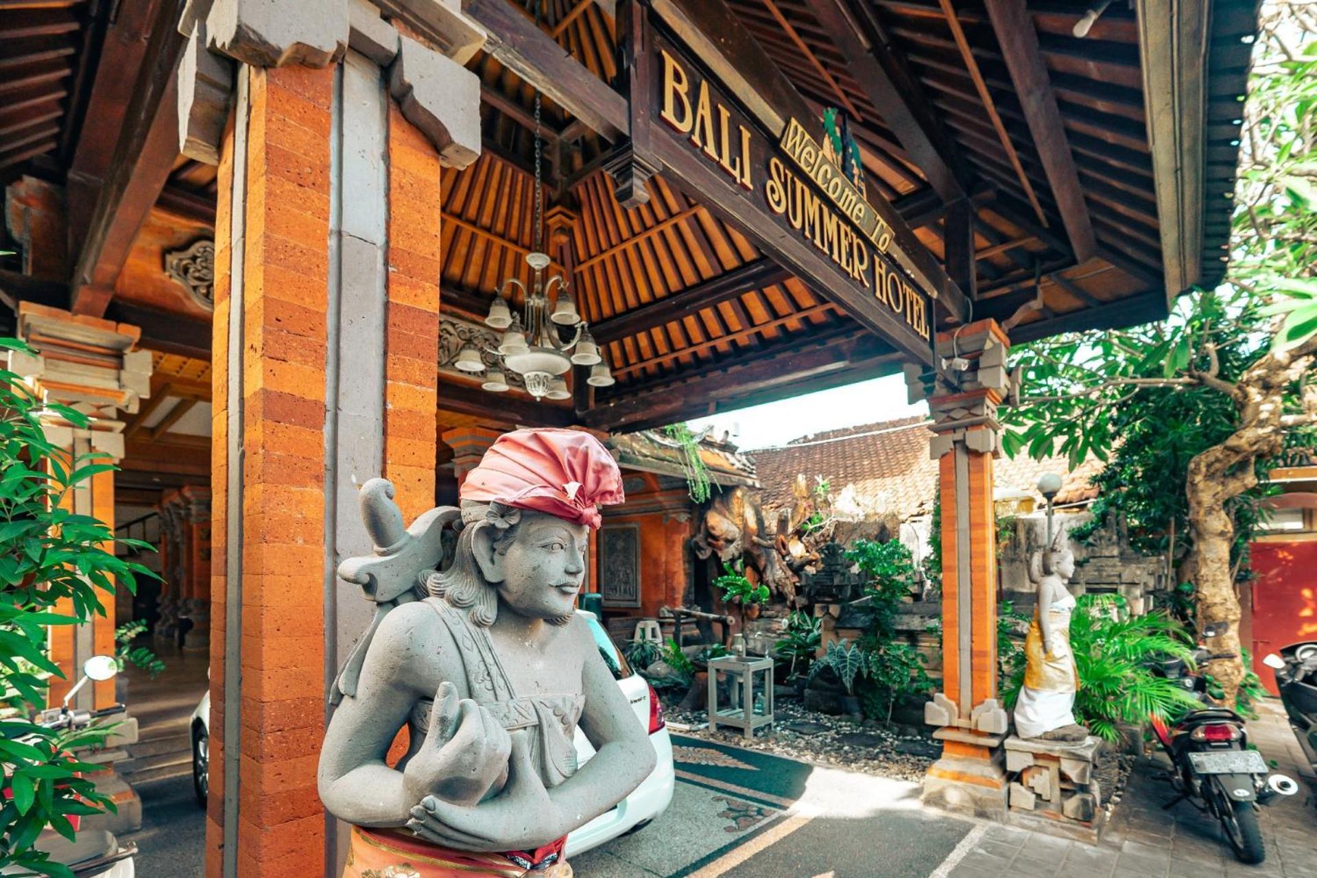 Bali Summer Hotel By Amerta Kuta Lombok Exteriör bild